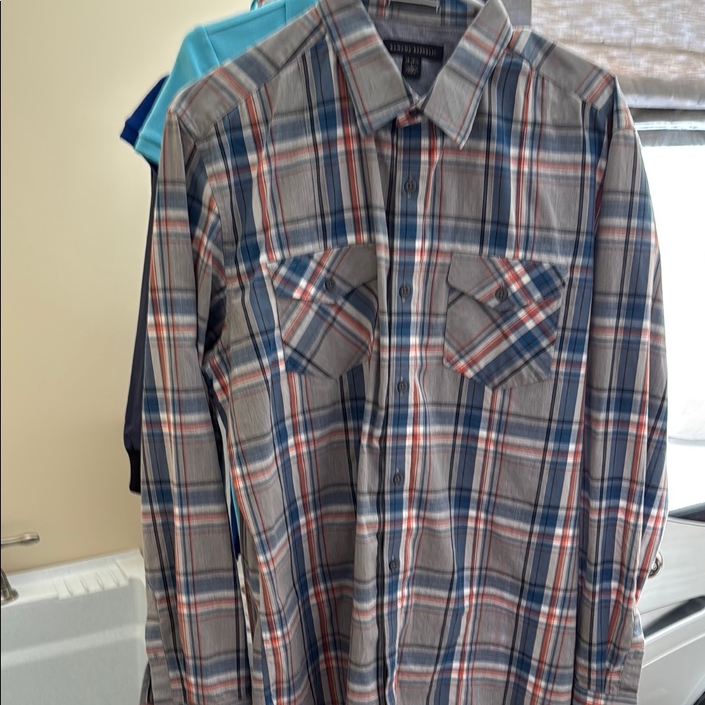 Banana Republic Gray and Blue Casual Button Down Shirt